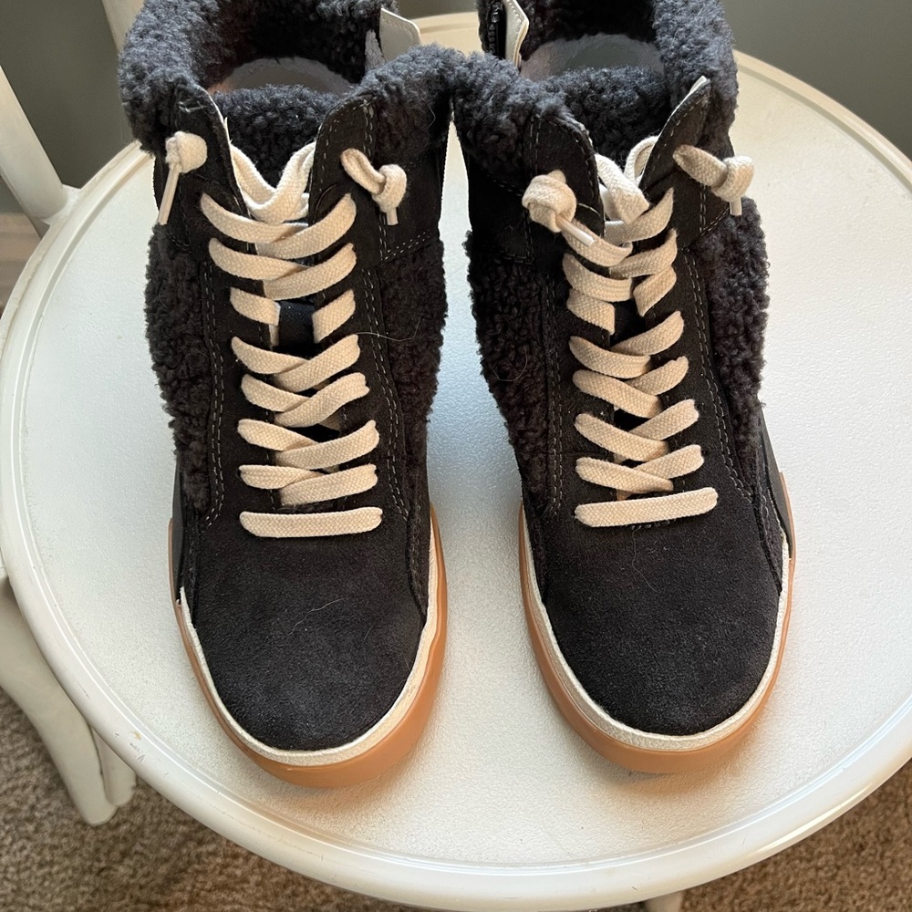 Dolce Vita Gray and Cream High-Top Sneakers NWOT. Size 7